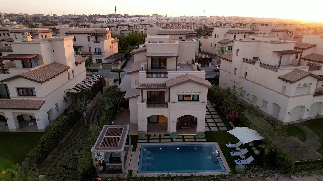 Dubai Golf Community
